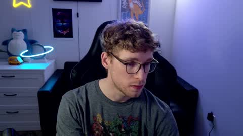 blueeyedtallguy online show from February 2025 07:06:01 AM