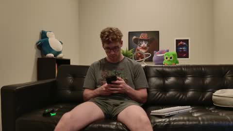 blueeyedtallguy online show from September 2025 01:40:01 AM