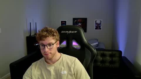 blueeyedtallguy online show from February 2026 09:57:02 PM