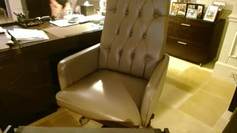 blueisles online show from November 2025 12:44:01 AM