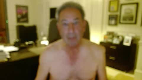 blueisles online show from November 2025 03:04:01 AM