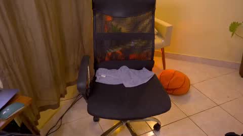 FLORAA online show from November 2025 08:25:02 AM