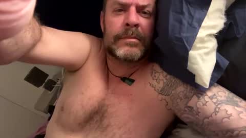 Snapshot of blueylouie8383 chatting on December 2024 05:23:01 AM Blueyloey online show from December 2024 05:23:01 AM