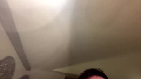 Snapshot of blueylouie8383 chatting on September 2025 01:27:01 AM Blueyloey online show from September 2025 01:27:01 AM