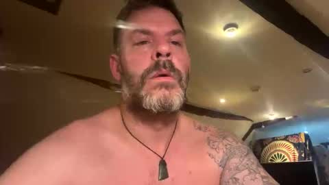 Snapshot of blueylouie8383 chatting on September 2025 02:15:02 AM Blueyloey online show from September 2025 02:15:02 AM