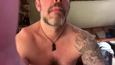 Snapshot of blueylouie8383 chatting on January 2026 11:52:02 PM Blueyloey online show from January 2026 11:52:02 PM
