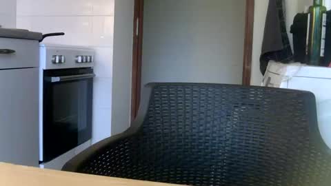 Snapshot of blundernew chatting on December 2024 09:09:01 AM blundernew online show from December 2024 09:09:01 AM