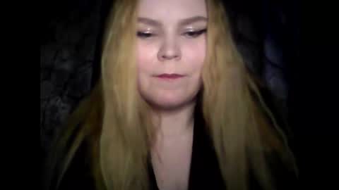 blushing_star online show from March 2025 02:34:02 PM