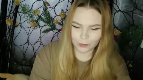 blushing_star online show from February 2026 08:15:02 AM