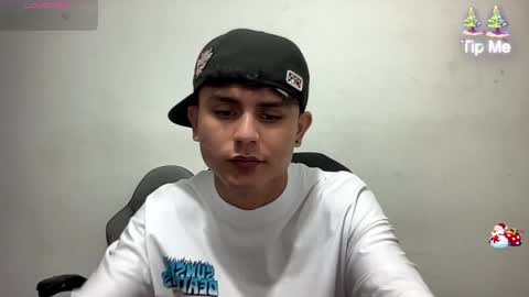 Bob  INDEPENDENT MODEL online show from December 2024 11:13:01 PM