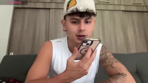 Bob  INDEPENDENT MODEL online show from April 2026 07:34:02 PM