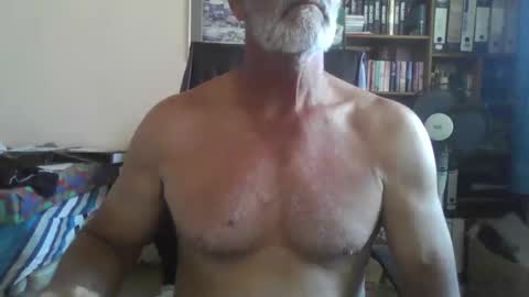 Bobbgud online show from October 2025 01:45:02 PM