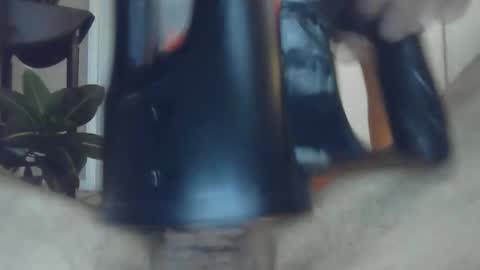 Bobby123 online show from January 2026 03:59:01 PM