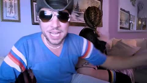 Bobby and Sadie online show from January 2026 06:05:02 AM