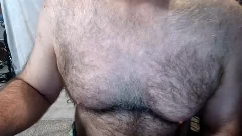 Snapshot of bobbyhill27b chatting on July 2026 02:08:02 PM BobbyHill27b online show from July 2026 02:08:02 PM