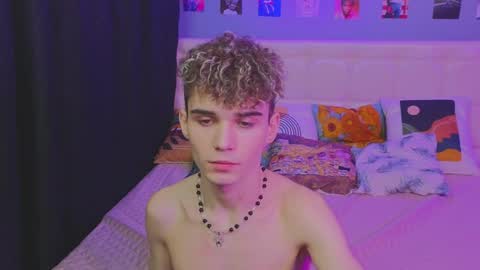 ALEXPVT IS OPEN online show from February 2025 04:03:01 AM