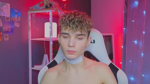 ALEXPVT IS OPEN online show from February 2025 09:45:02 PM