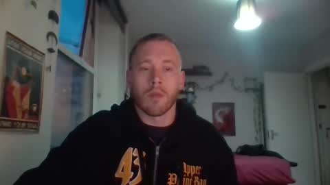 boky_ online show from April 2026 08:18:01 PM
