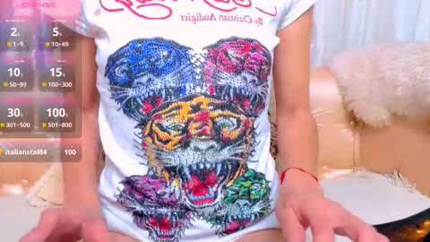 Mia online show from October 2025 12:21:02 AM