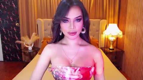 Snapshot of bombshellanita chatting on October 2025 06:05:02 PM bombshellanita online show from October 2025 06:05:02 PM