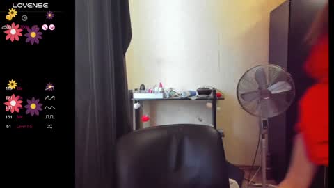 Snapshot of boni_nell__ chatting on December 2024 09:45:02 AM Nell online show from December 2024 09:45:02 AM