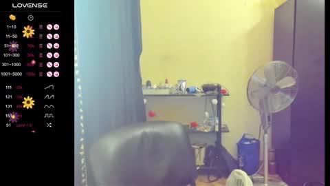 Snapshot of boni_nell__ chatting on January 2025 04:27:01 PM Nell online show from January 2025 04:27:01 PM