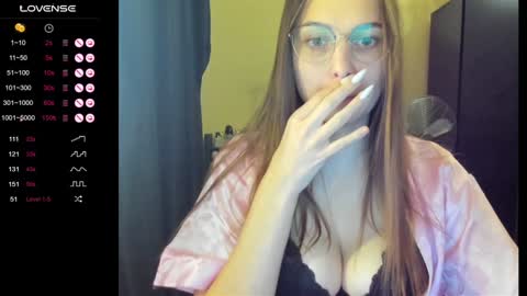 Snapshot of boni_nell__ chatting on January 2025 06:09:02 PM Nell online show from January 2025 06:09:02 PM