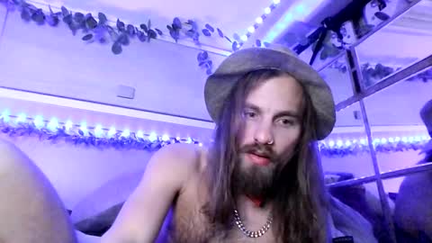 Bonnie and Clyde online show from November 2025 08:42:01 PM