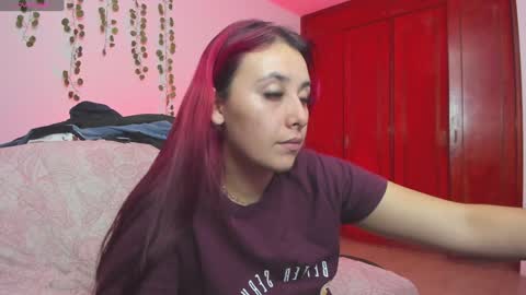 Bonnie Help me reach 500 likes online show from January 2025 10:51:01 PM