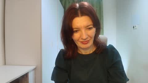 Snapshot of bonnie_naughtyy chatting on March 2026 04:31:01 PM Milena online show from March 2026 04:31:01 PM