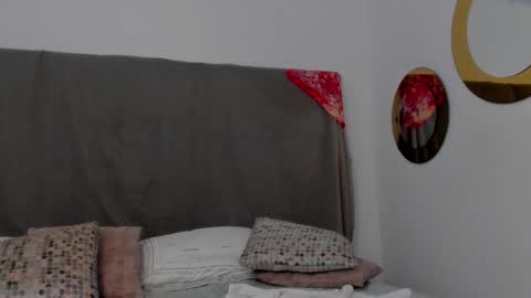 Snapshot of bonniecute_ chatting on December 2024 02:48:02 PM online show from December 2024 02:48:02 PM