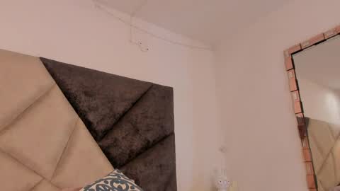 Snapshot of bonniecute_ chatting on June 2026 12:11:01 AM online show from June 2026 12:11:01 AM