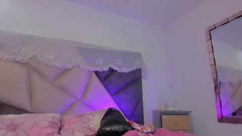 Snapshot of bonniecute_ chatting on June 2026 12:48:02 AM online show from June 2026 12:48:02 AM