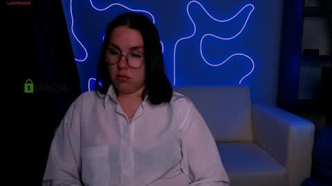 Bonnie online show from April 2026 02:03:02 PM