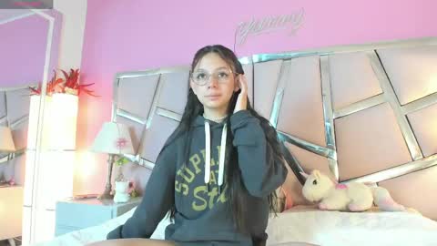 Snapshot of bonniepark_ chatting on April 2026 01:06:02 PM Bonnie online show from April 2026 01:06:02 PM