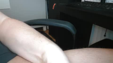 Snapshot of bonobooy chatting on December 2024 01:45:02 PM Bonobooy online show from December 2024 01:45:02 PM