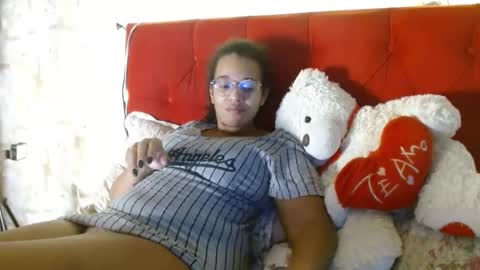 Queen Bon Vivantt online show from December 2024 04:09:01 AM