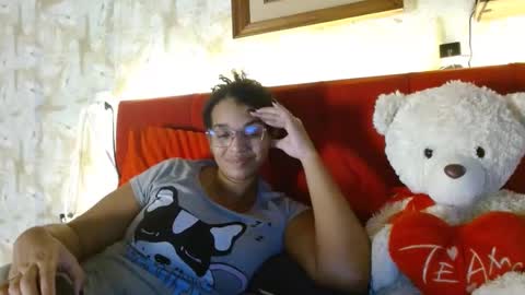 Queen Bon Vivantt online show from February 2025 04:26:01 AM