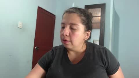 Luciana independent model online show from January 2025 08:25:02 PM