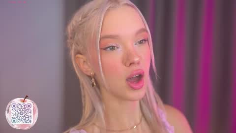 Snapshot of boobybliss chatting on June 2026 08:09:02 AM Alina online show from June 2026 08:09:02 AM