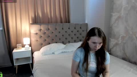 Snapshot of booozekirs_ chatting on May 2026 03:46:01 AM Milena online show from May 2026 03:46:01 AM