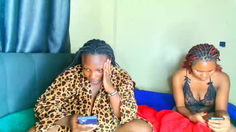 vee online show from October 2025 09:25:01 PM