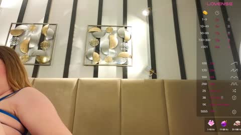 Snapshot of bootytrisha chatting on December 2024 09:35:01 AM Trisha online show from December 2024 09:35:01 AM