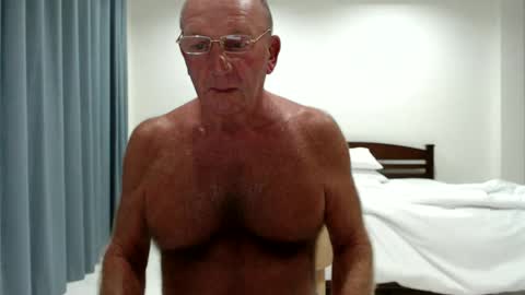 Snapshot of boppy21 chatting on February 2025 10:00:02 PM Boppy21 online show from February 2025 10:00:02 PM