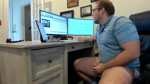 Boredhorndog online show from January 2025 05:03:01 PM