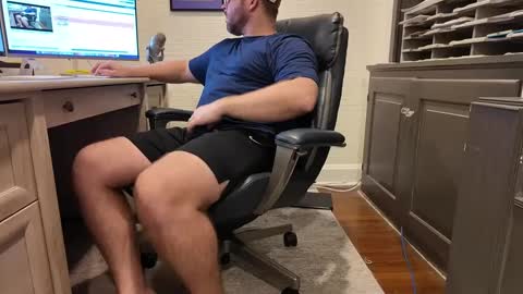 Boredhorndog online show from October 2025 04:40:01 AM