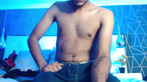 Boss online show from December 2025 04:33:02 AM