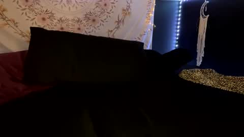 Snapshot of bossmomma chatting on December 2024 01:26:02 AM BossMom online show from December 2024 01:26:02 AM