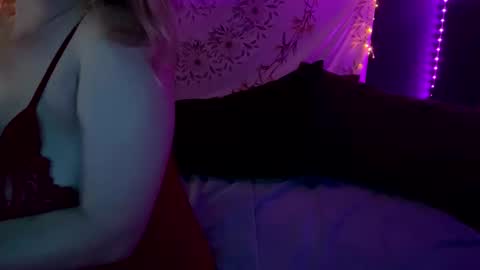 Snapshot of bossmomma chatting on January 2025 12:04:02 AM BossMom online show from January 2025 12:04:02 AM