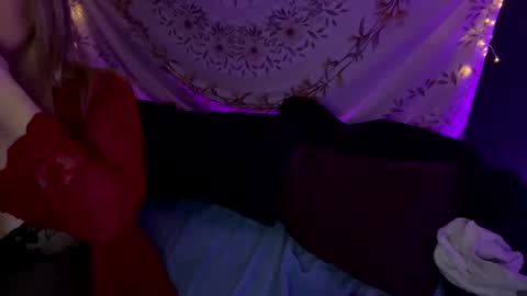 Snapshot of bossmomma chatting on January 2025 05:53:01 AM BossMom online show from January 2025 05:53:01 AM